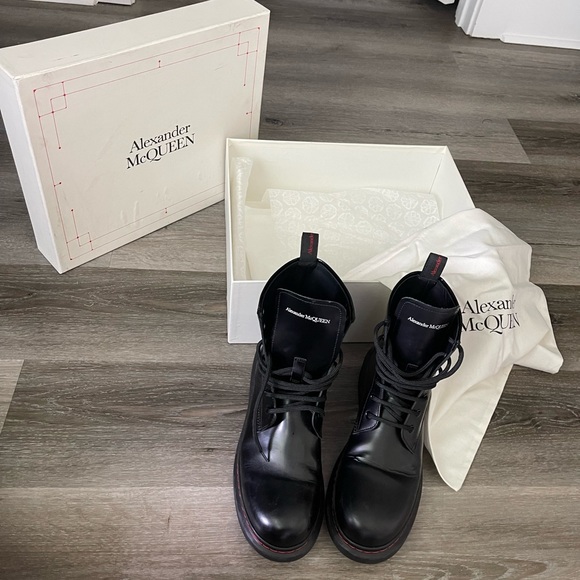 Alexander McQueen Combat boots - Picture 2 of 10